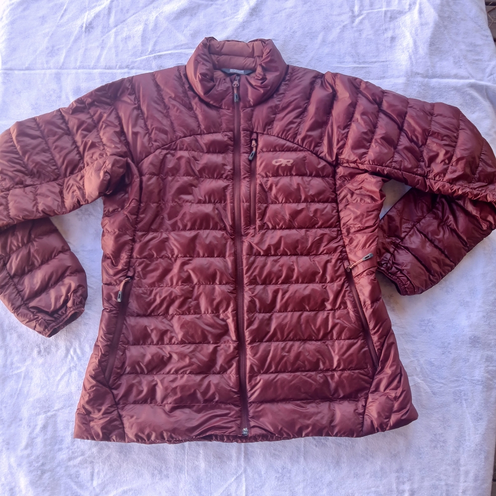 Outdoor Research Women's Puffer Jacket - Burgundy